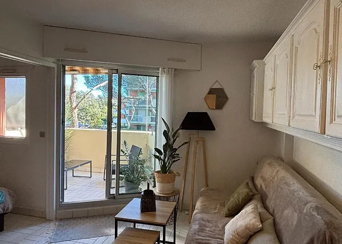 Bord De Saint-Raphaël